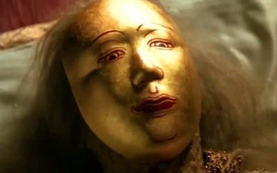 การถวายหน้ากากทองคำ หักพระสาง ในพิธีสรงน้ำพระบรมศพ