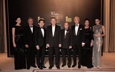 แฟชั่นโชว์การกุศล ‘White Black & Gold Charity Gala Dinner’