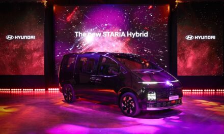 เปิดตัว “Hyundai new STARIA Hybrid” คันเดียวครบ
